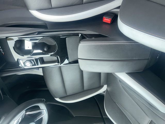 Used 2025 Buick Envision Sport Touring image 31