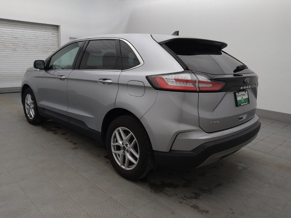 Used 2023 Ford Edge SEL image 3