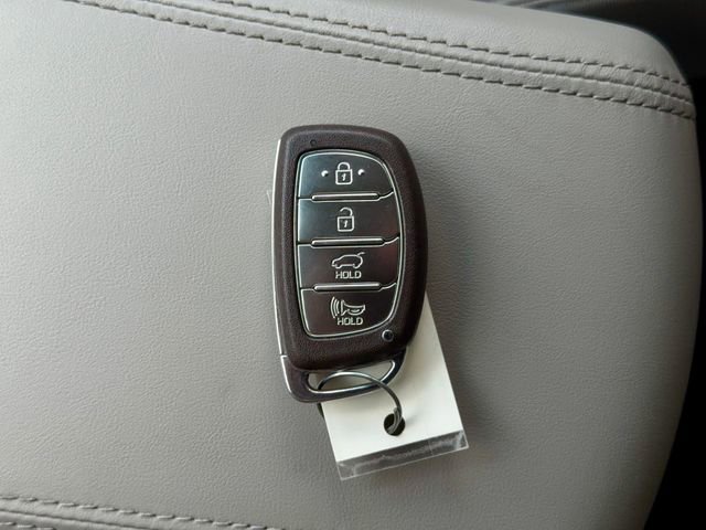 Used 2020 Hyundai Tucson Value w/ Cargo Package FWD image 32