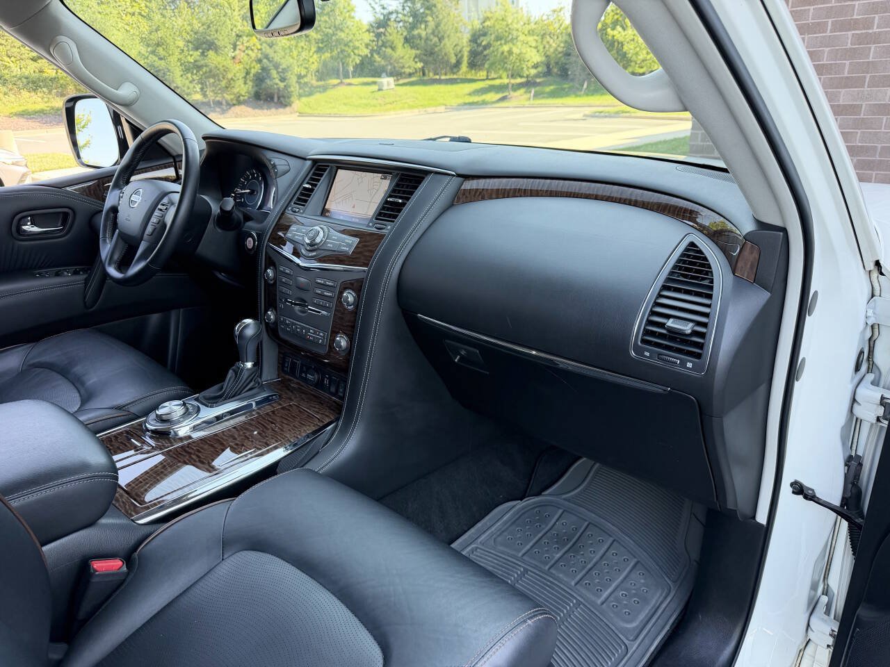 Used 2020 Nissan Armada SL w/ Premium Package AWD/4WD image 27