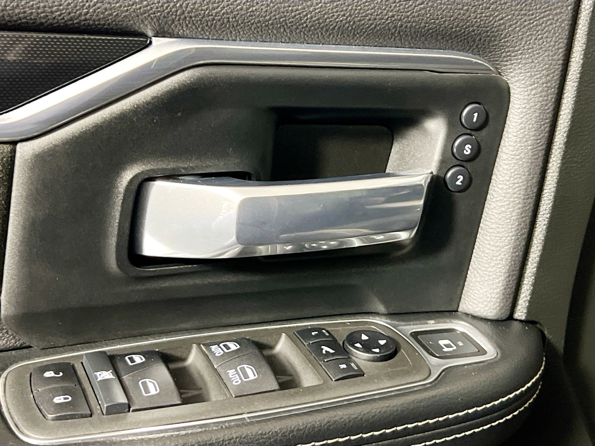 Used 2022 RAM 2500 Laramie image 16