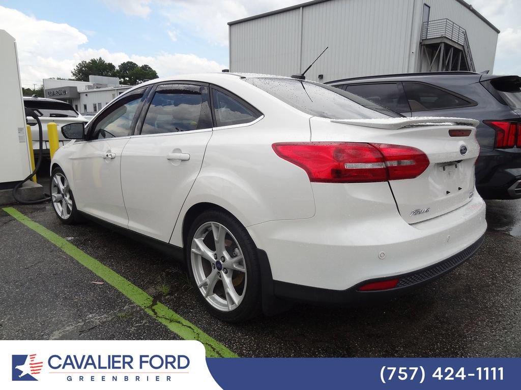 Used 2015 Ford Focus Titanium w/ Titanium Cold Weather Package FWD image 5