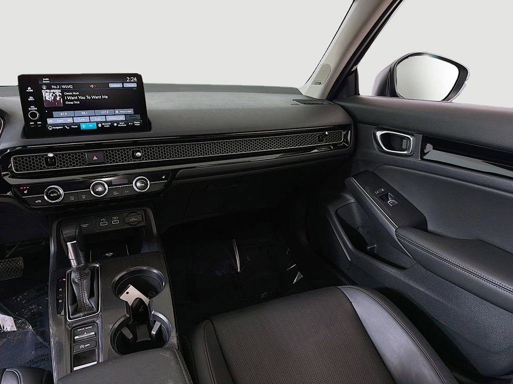 Used 2023 Honda Civic Touring image 35