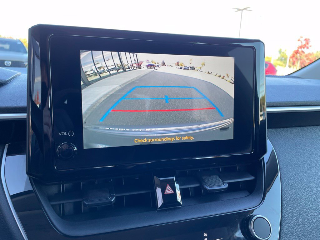 Used 2024 Toyota Corolla LE FWD image 23
