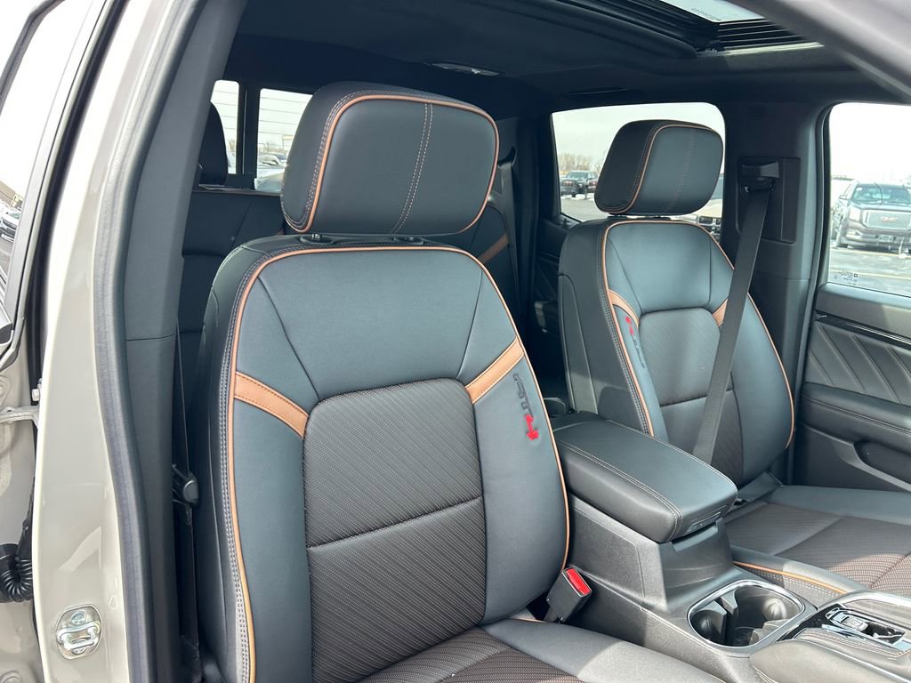 New 2026 GMC Canyon AT4 w/ Technology Plus Package AWD/4WD image 37