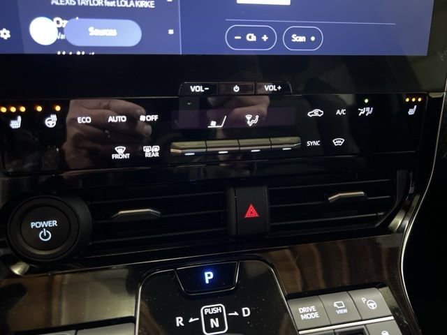 Used 2023 Subaru Solterra AWD image 37