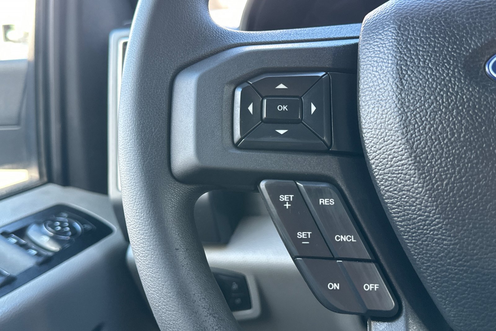 Used 2020 Ford F150 XLT AWD/4WD image 33