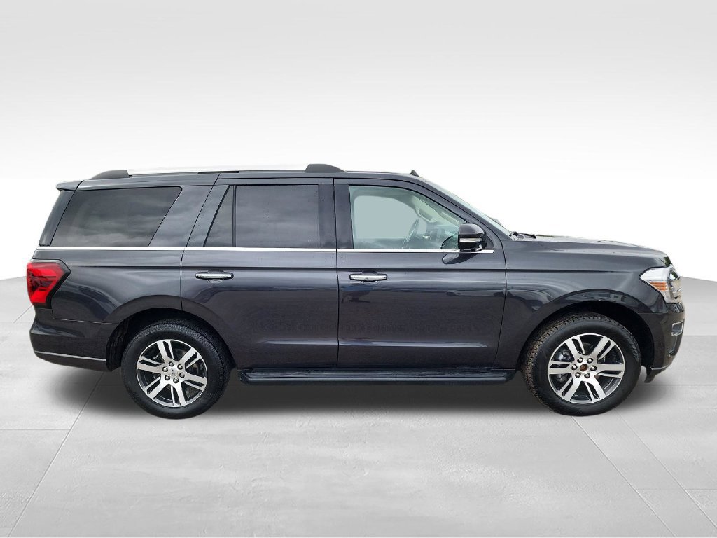 Used 2024 Ford Expedition Limited AWD/4WD image 9
