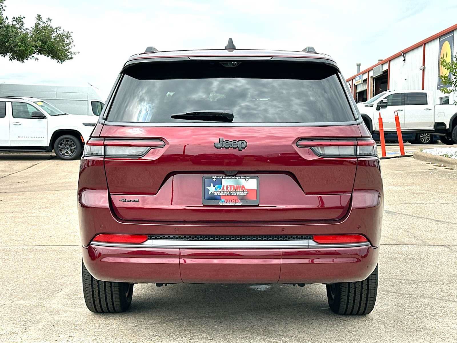 New 2026 Jeep Grand Cherokee L Limited AWD/4WD image 14