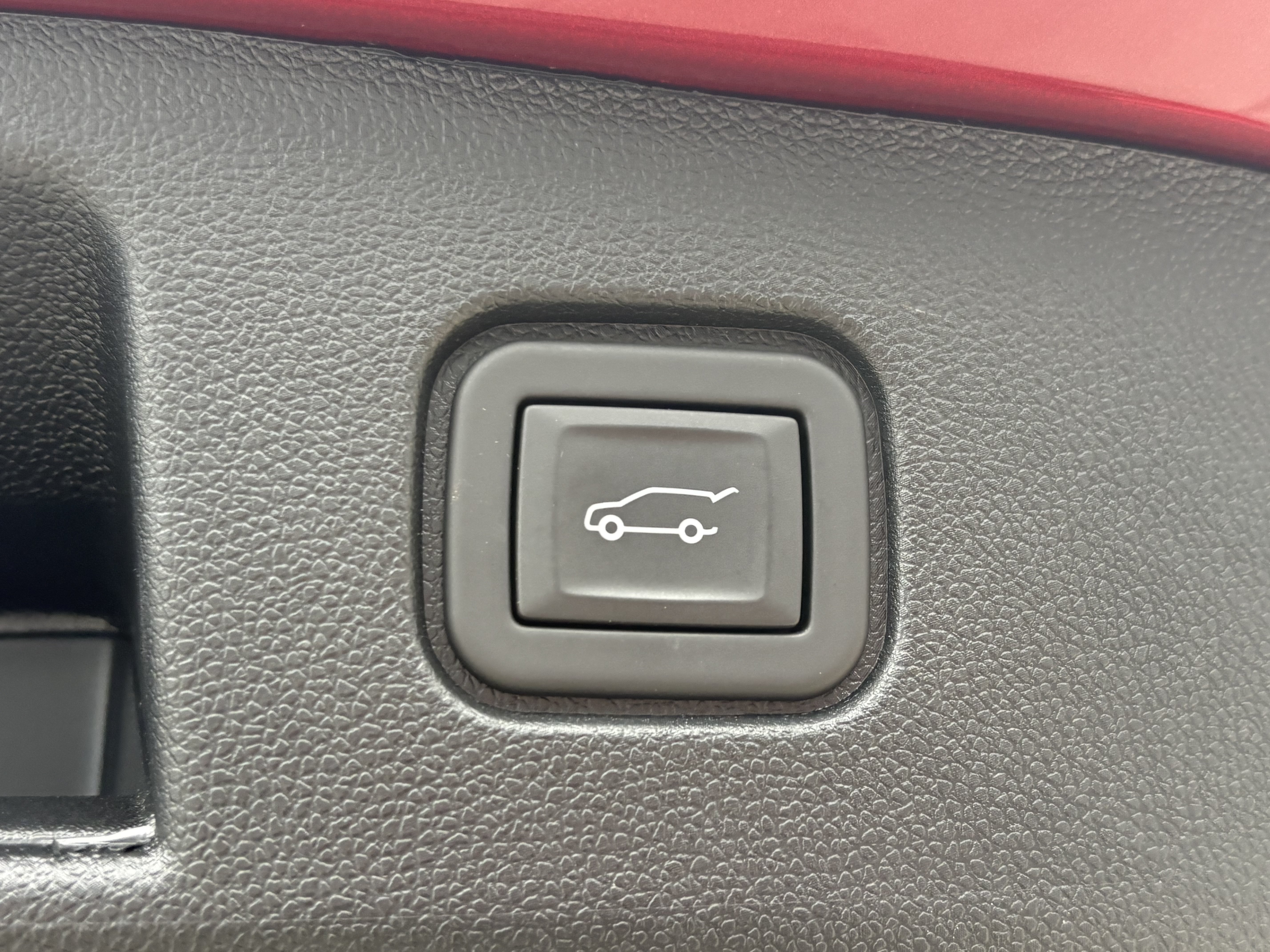 Used 2024 Chevrolet Blazer EV LT AWD/4WD image 10