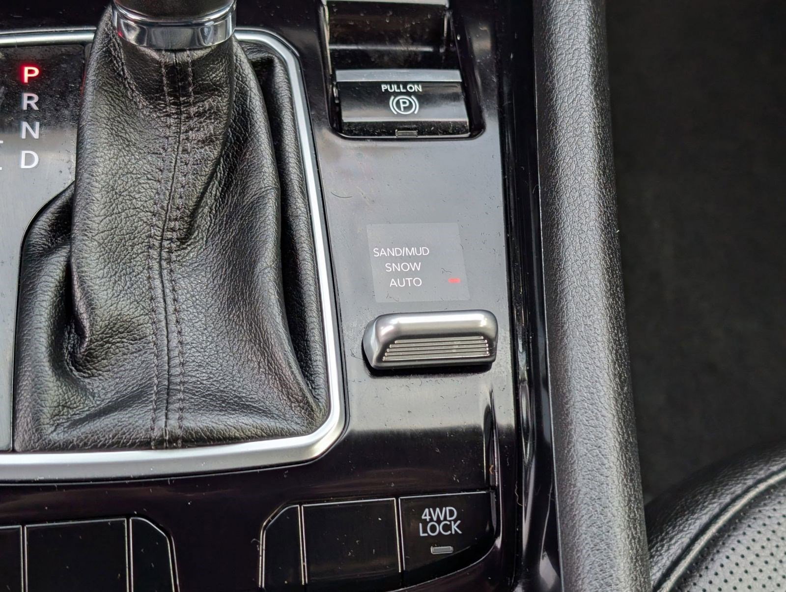 Used 2024 Jeep Compass Limited w/ High Altitude Package image 25