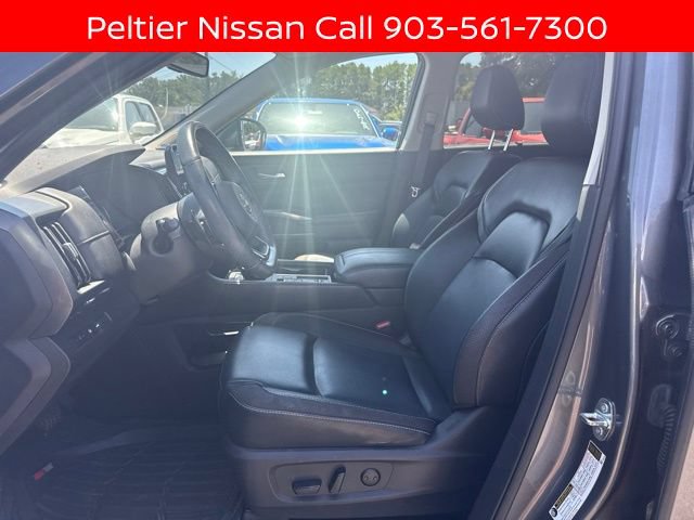 Certified 2023 Nissan Pathfinder SL w/ SL Premium Package FWD image 7