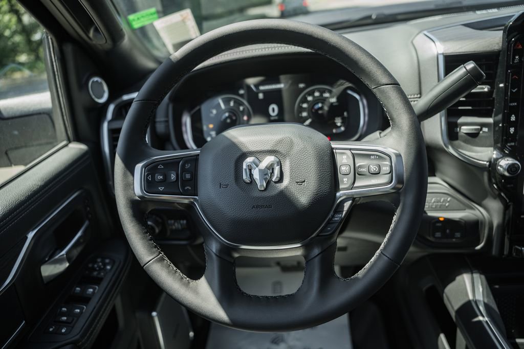 New 2026 RAM 2500 Laramie AWD/4WD image 35