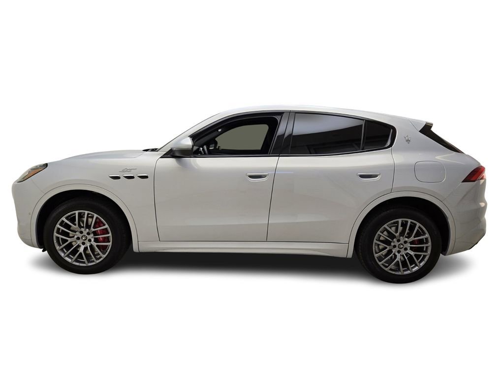 Certified 2023 Maserati Grecale GT image 12