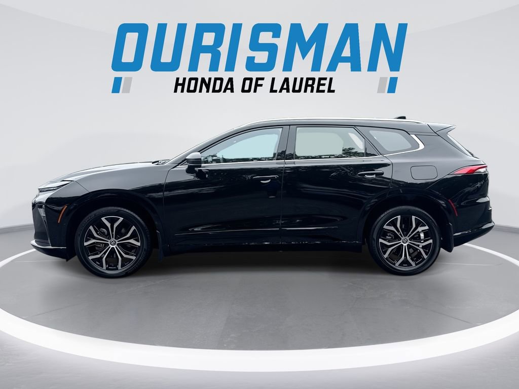 Used 2025 Toyota Crown Signia AWD/4WD image 5