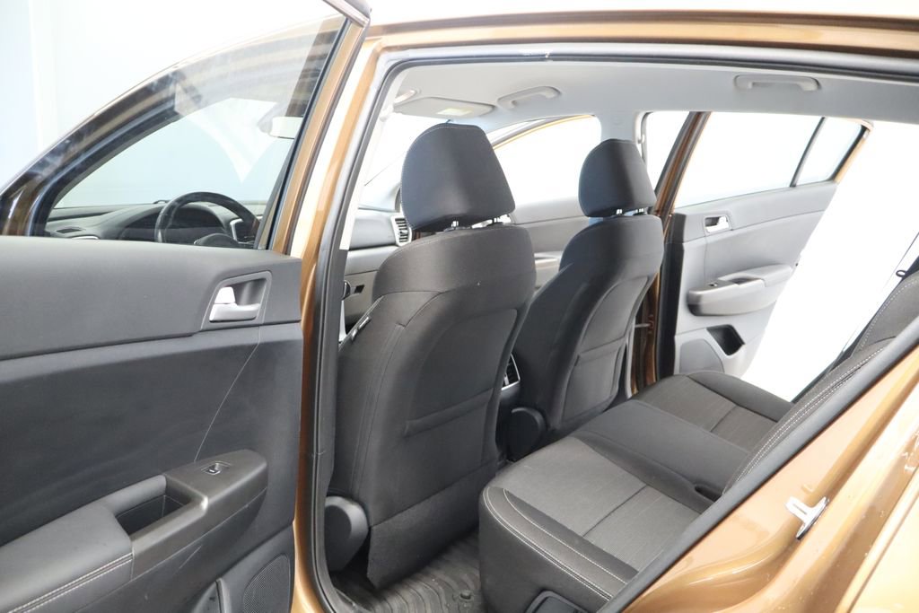 Used 2020 Kia Sportage LX w/ LX Popular Package AWD/4WD image 23