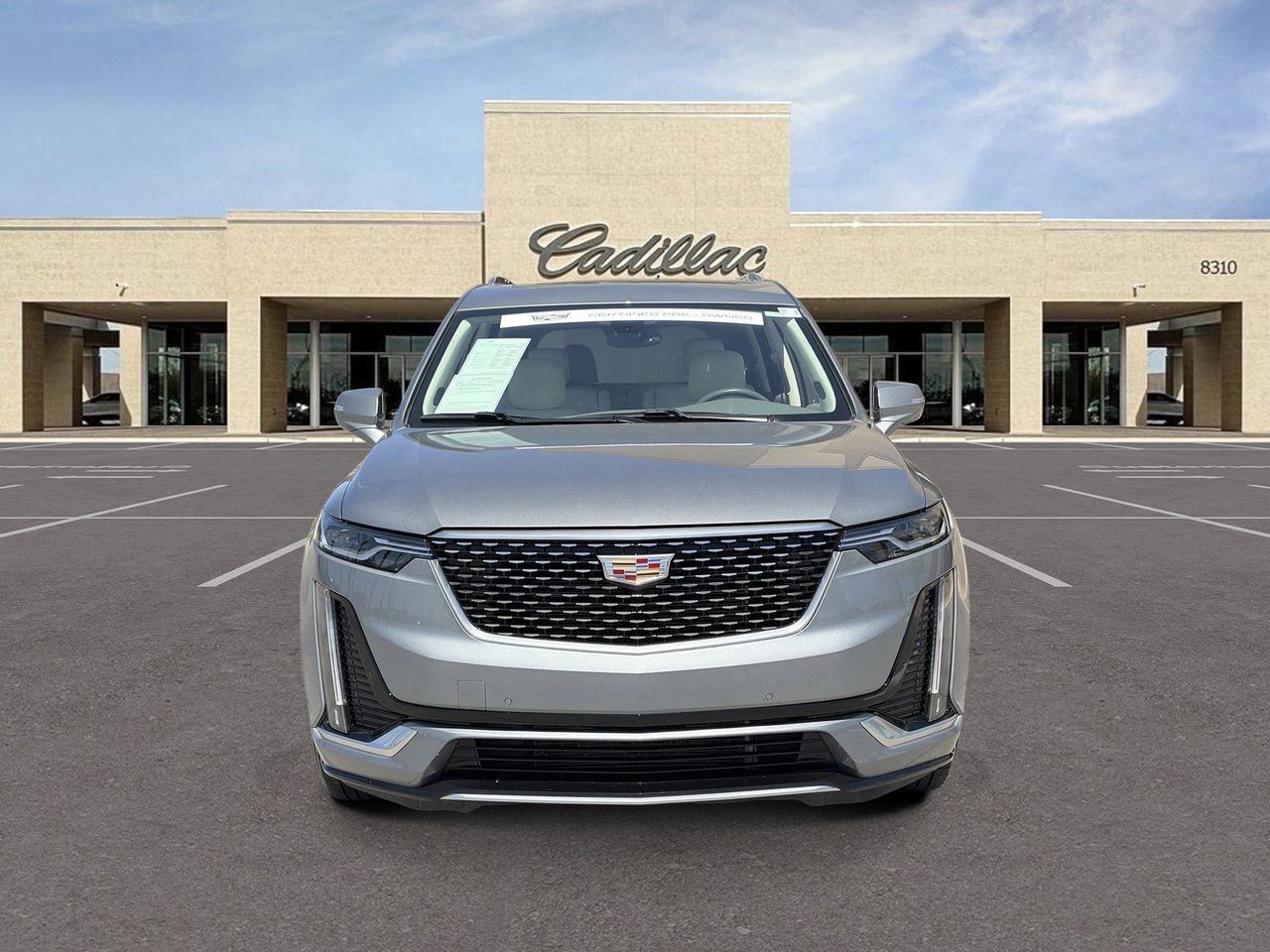 Certified 2023 Cadillac XT6 Premium Luxury FWD image 2