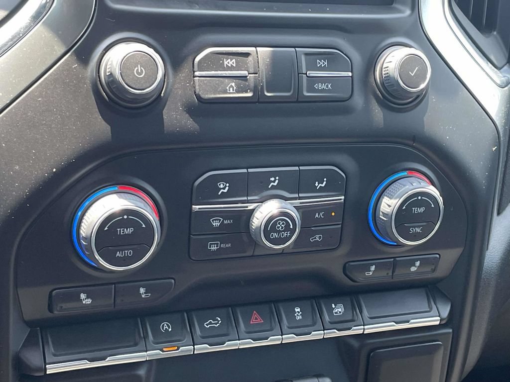 Used 2022 Chevrolet Silverado 1500 LT AWD/4WD image 36