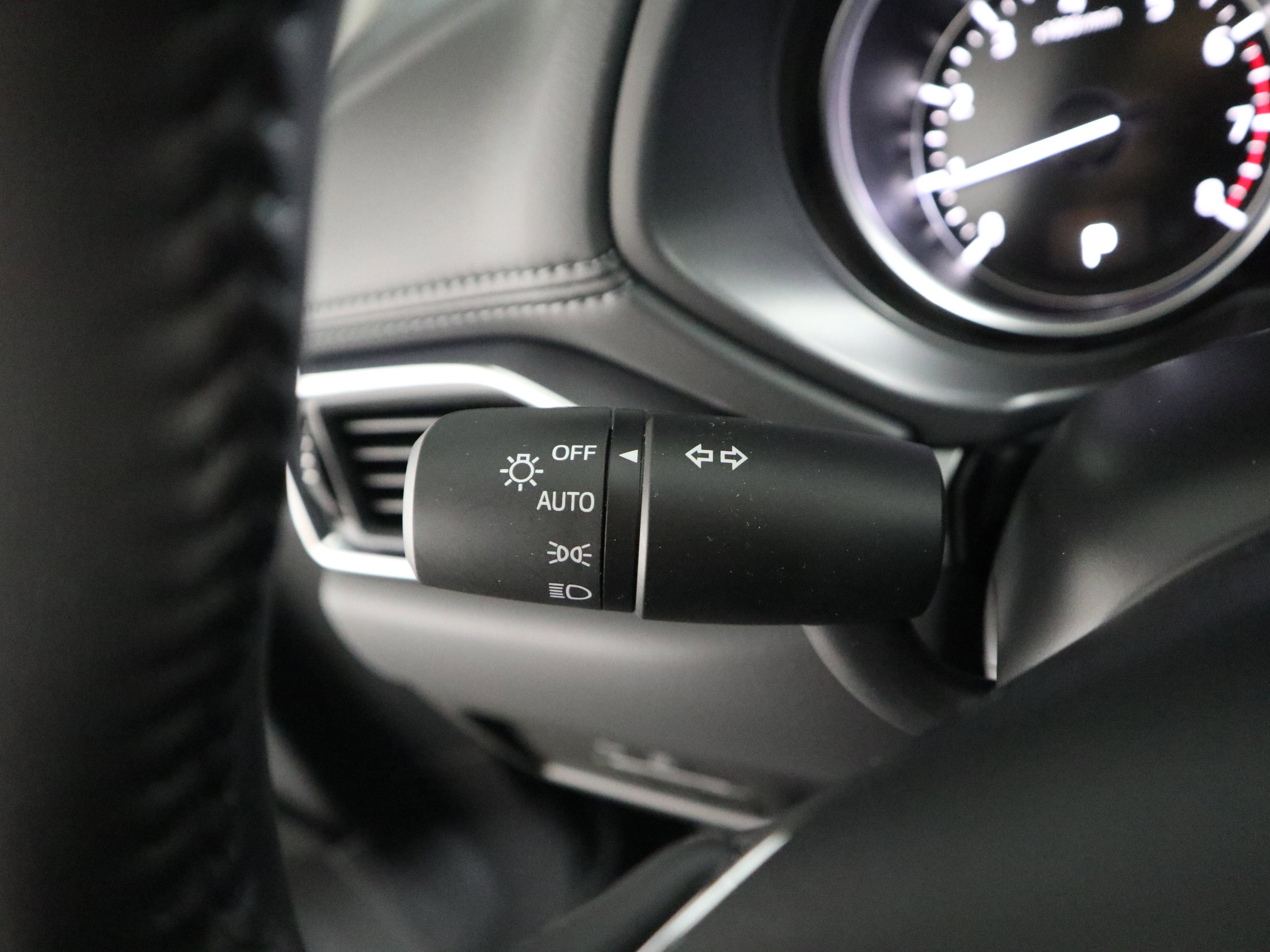 Certified 2025 MAZDA CX-5 AWD 2.5 S w/ Select Package image 25