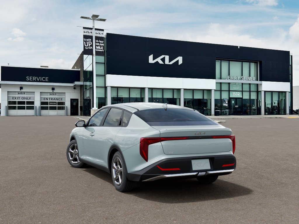 New 2026 Kia K4 FWD image 5