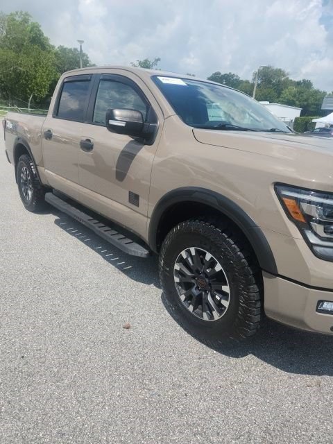 Used 2023 Nissan Titan PRO-4X w/ Pro-4x Convenience Package AWD/4WD image 3