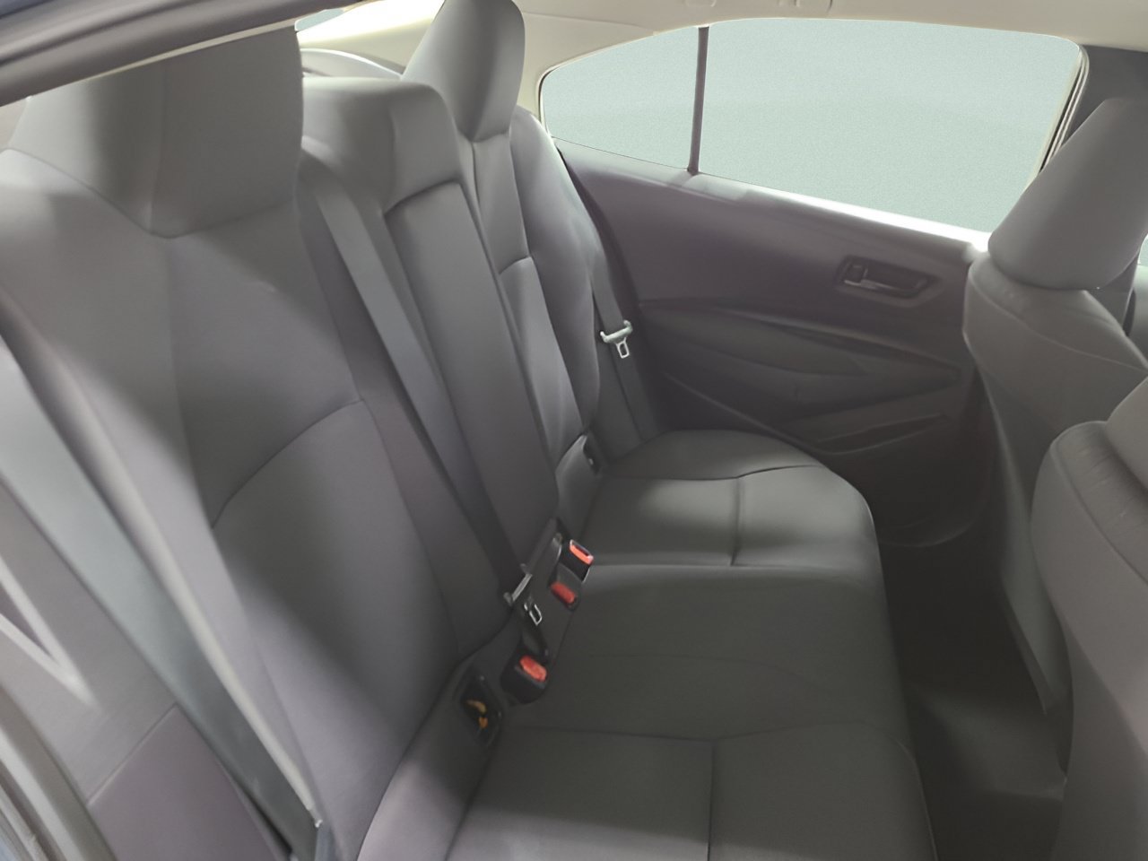 Used 2024 Toyota Corolla LE FWD image 14