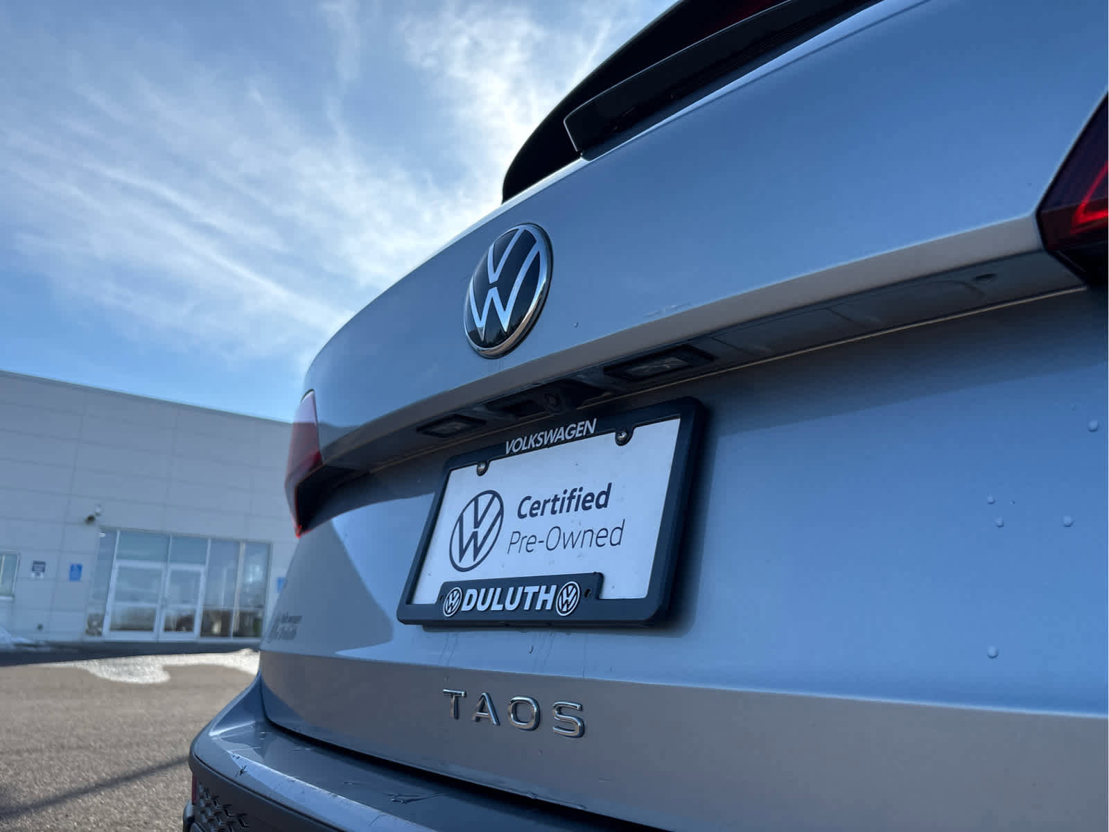 Certified 2023 Volkswagen Taos S w/ Driver Assistance Package image 9