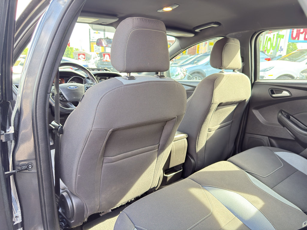 Used 2018 Ford Focus ST FWD image 13