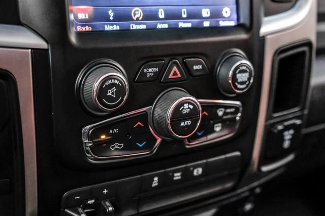 Used 2018 RAM 2500 SLT w/ Cold Weather Group AWD/4WD image 24