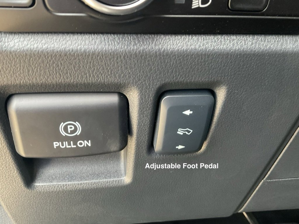 Used 2024 Ford F150 Platinum image 12