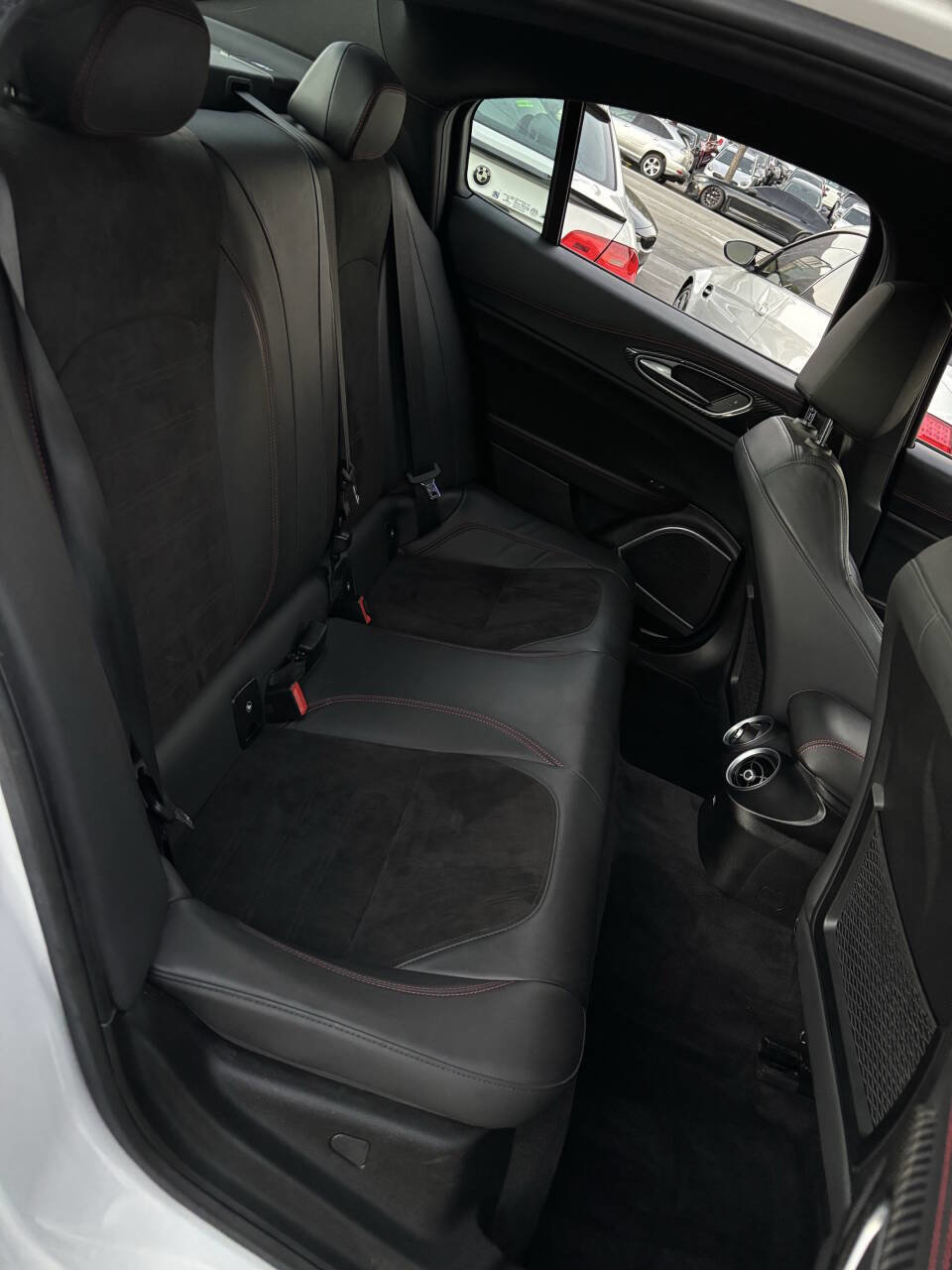 Used 2018 Alfa Romeo Giulia Quadrifoglio w/ Driver Assist Dynamic Package image 20