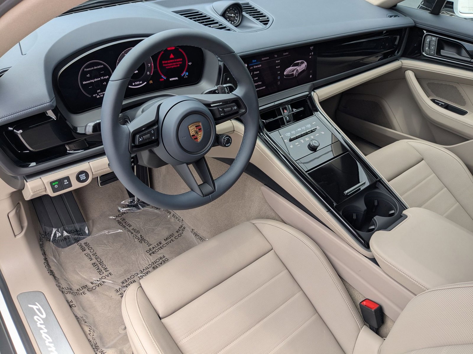 New 2025 Porsche Panamera 4 image 4
