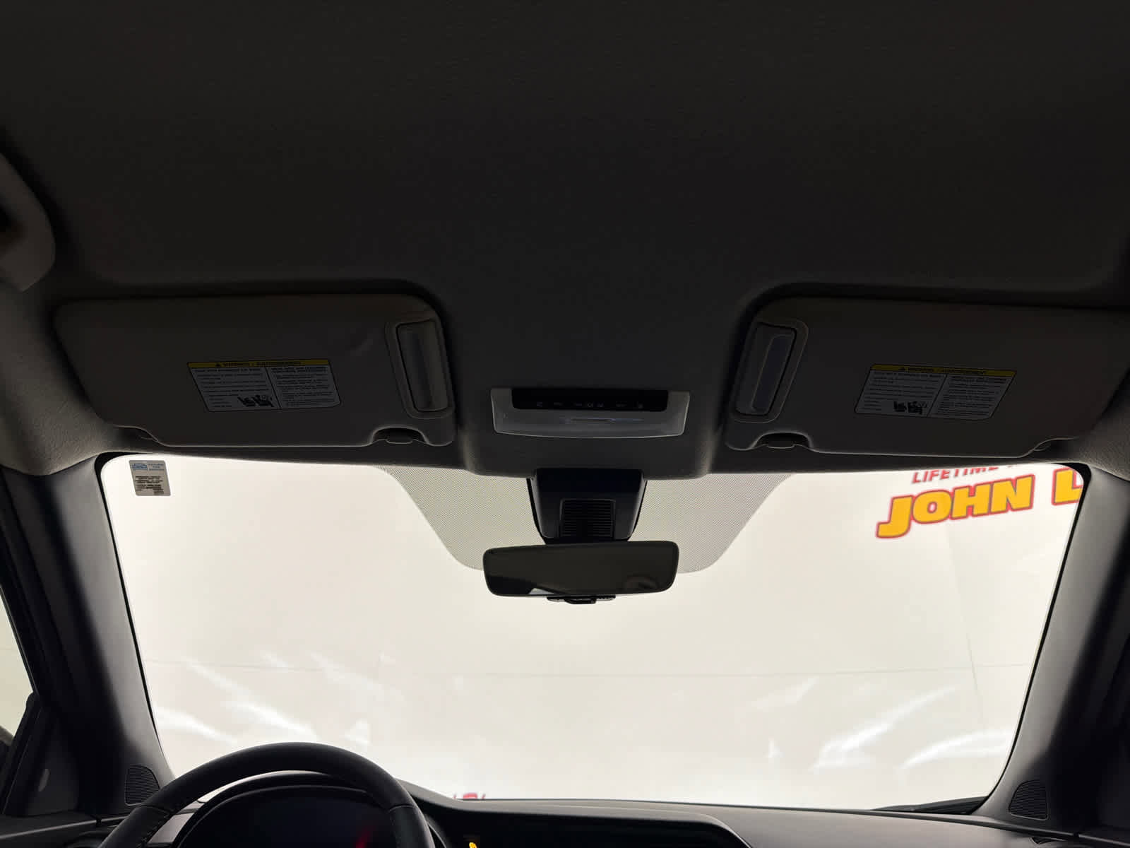 Used 2022 Nissan Kicks SR w/ Interior Electronics Package image 19