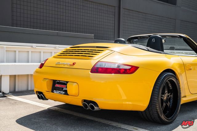 Used 2006 Porsche 911 Carrera S RWD image 45