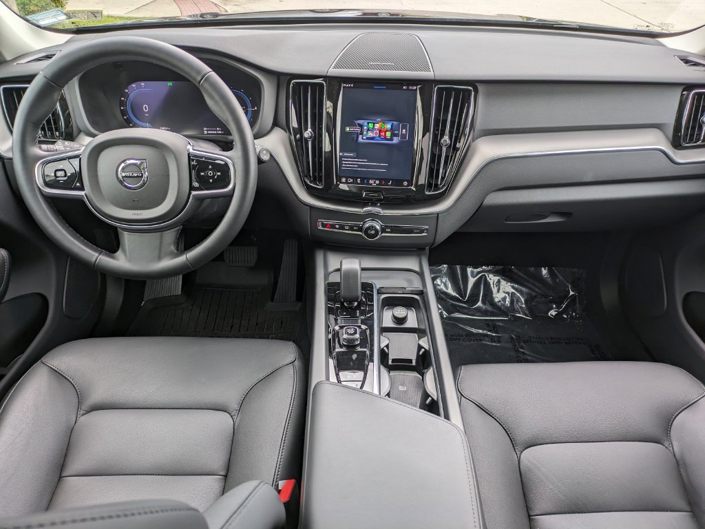 New 2025 Volvo XC60 T8 Plus w/ Protection Package Premier AWD/4WD image 14