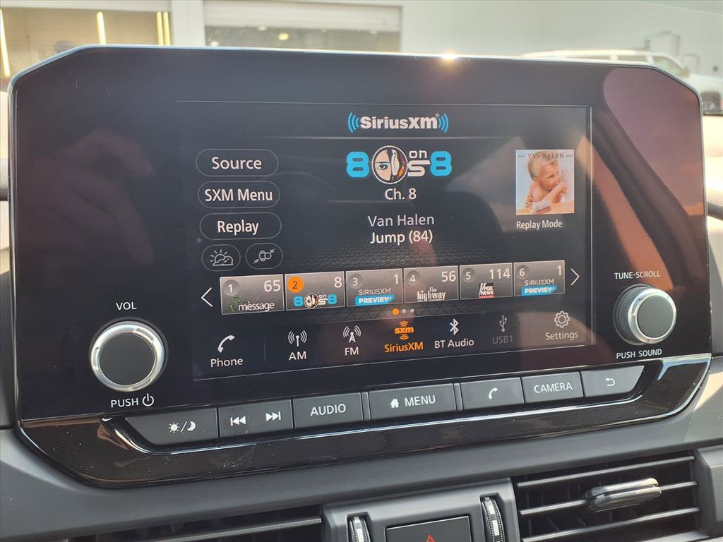 Used 2023 Nissan Pathfinder S image 6
