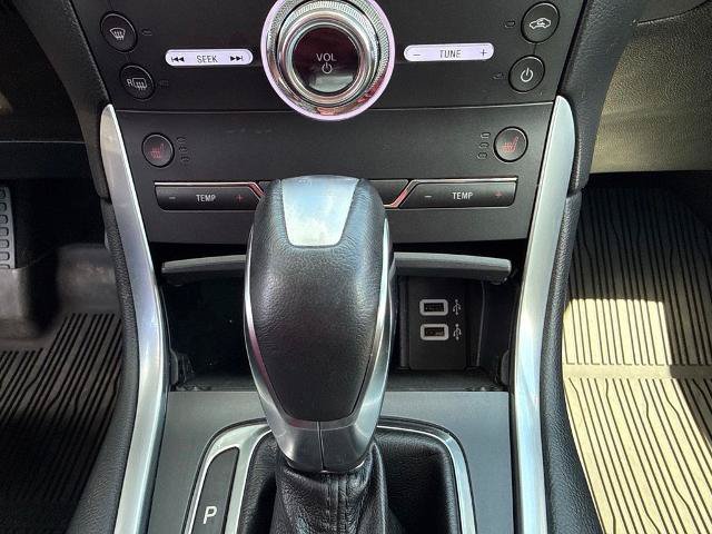 Certified 2018 Ford Edge Titanium w/ Technology Package AWD/4WD image 18