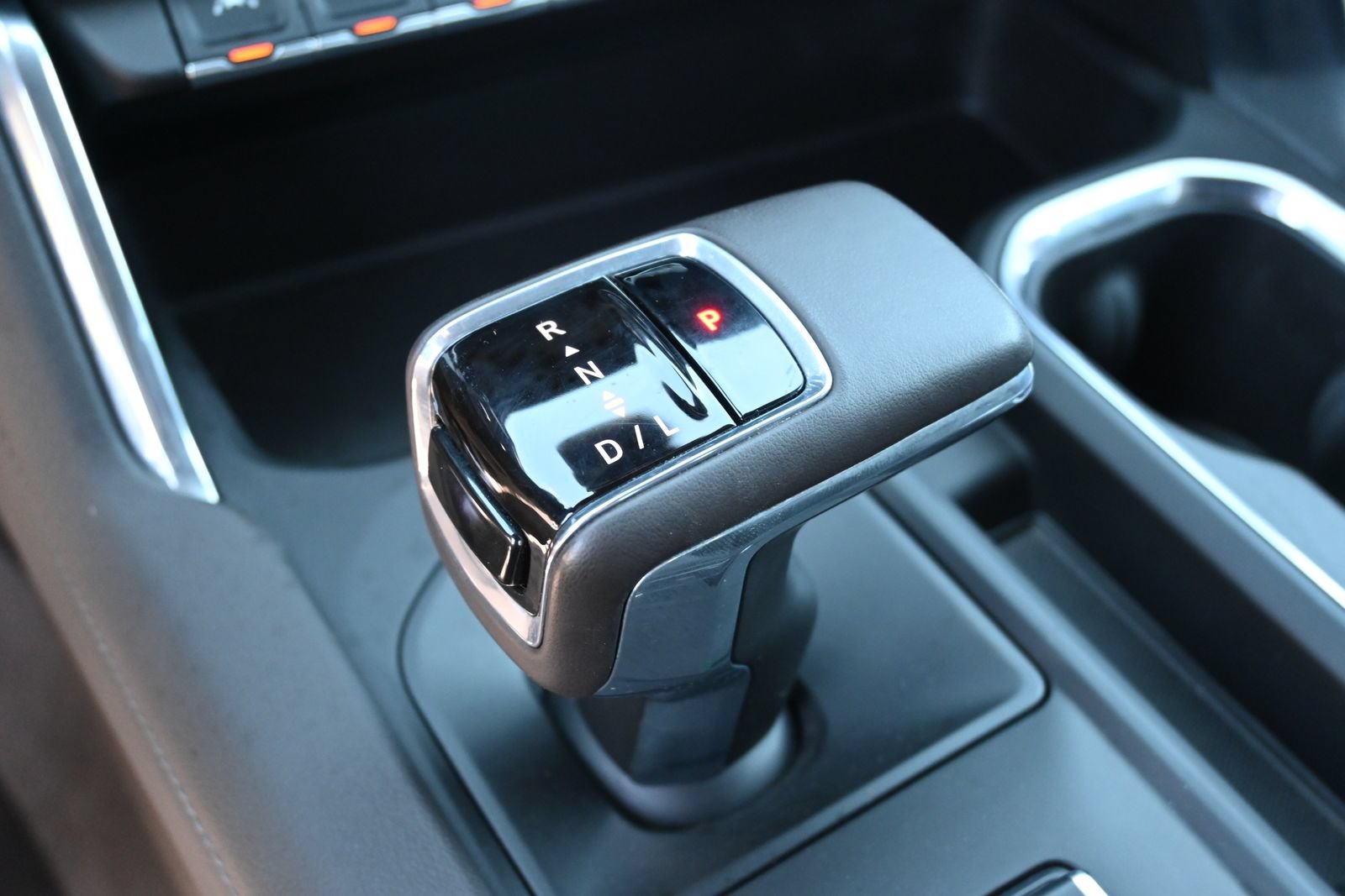 Used 2025 GMC Sierra 1500 Denali AWD/4WD image 14