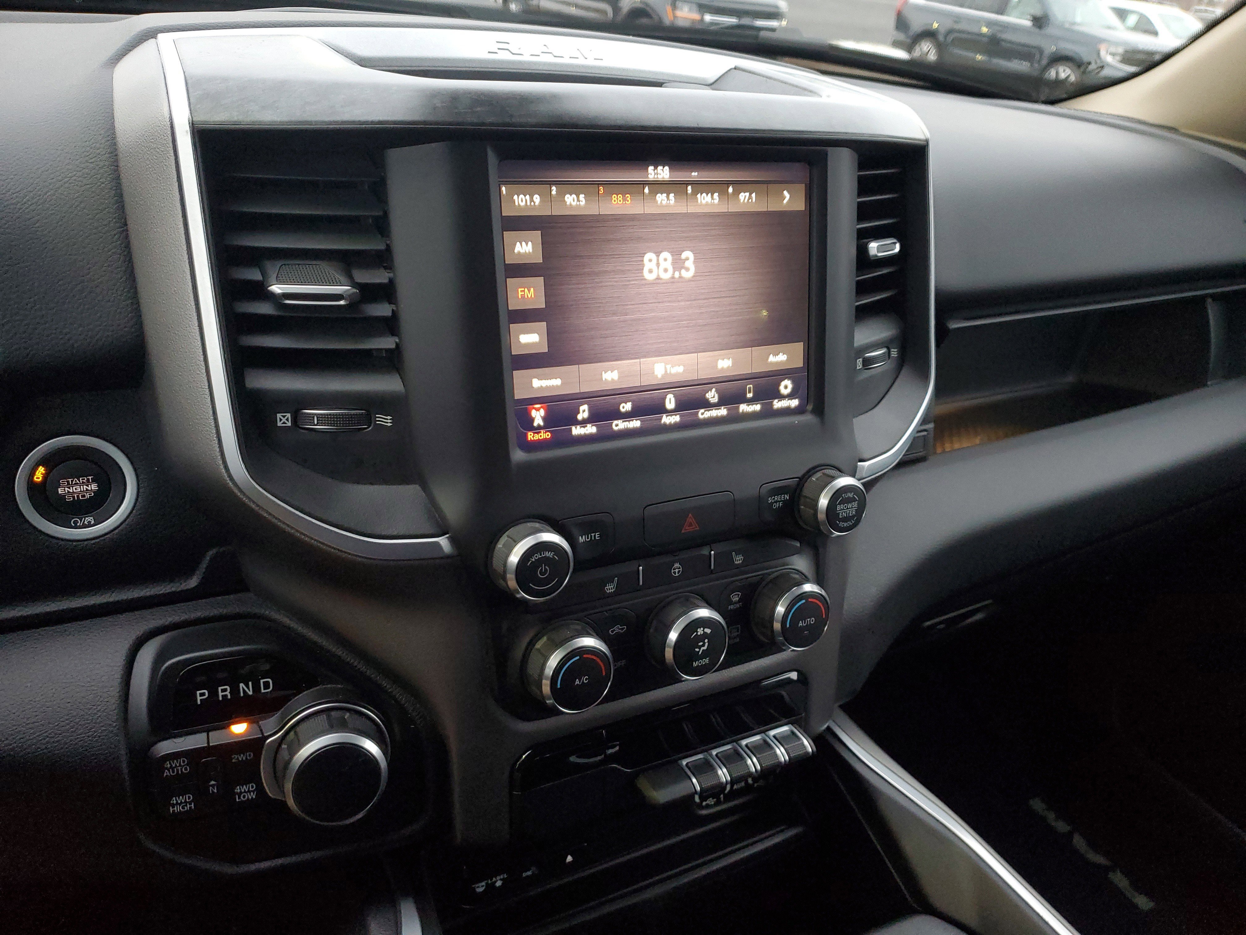 Used 2019 RAM 1500 Big Horn image 26