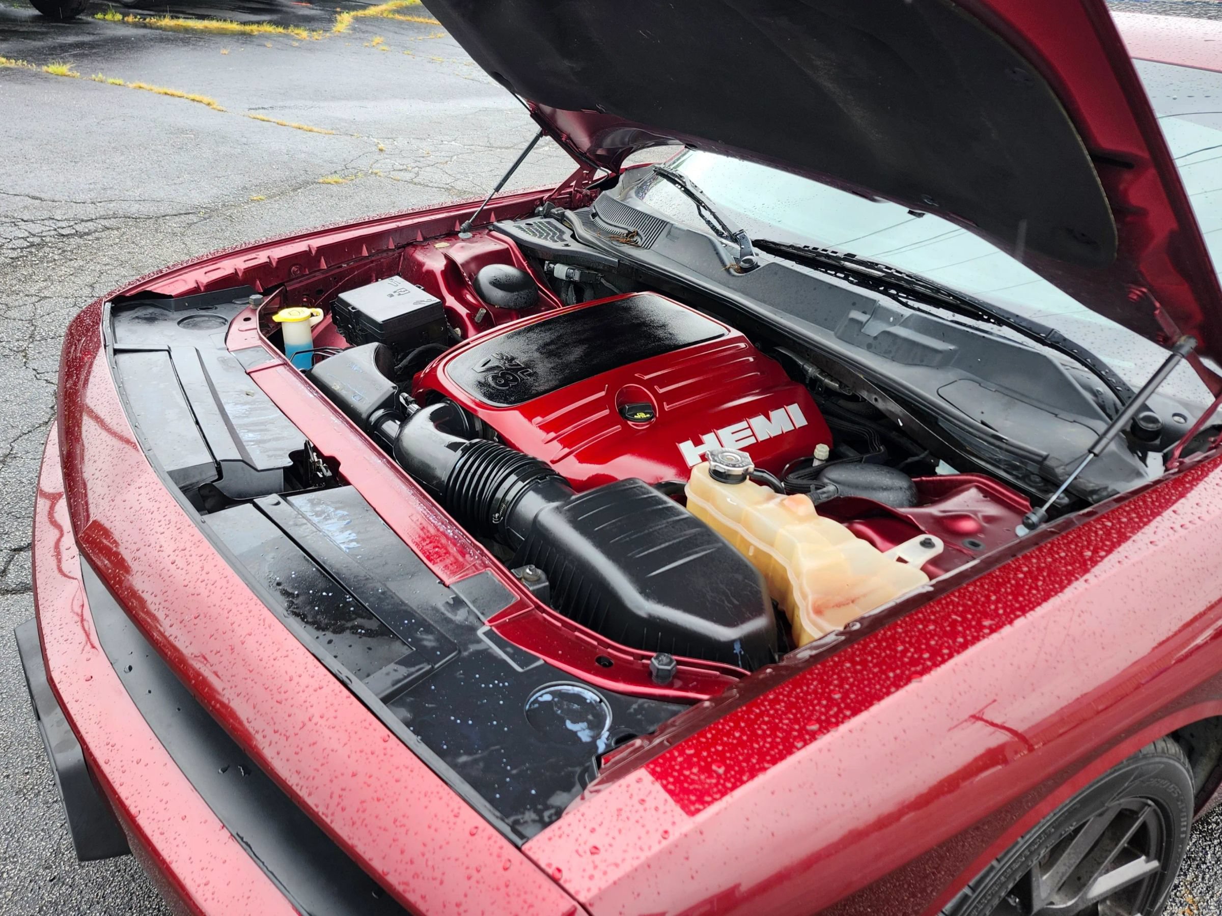 Used 2017 Dodge Challenger R/T Plus RWD image 9