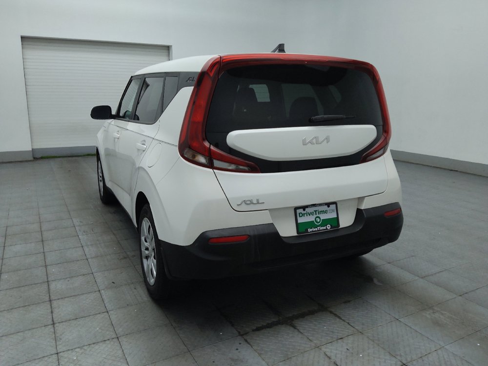 Used 2022 Kia Soul LX FWD image 5