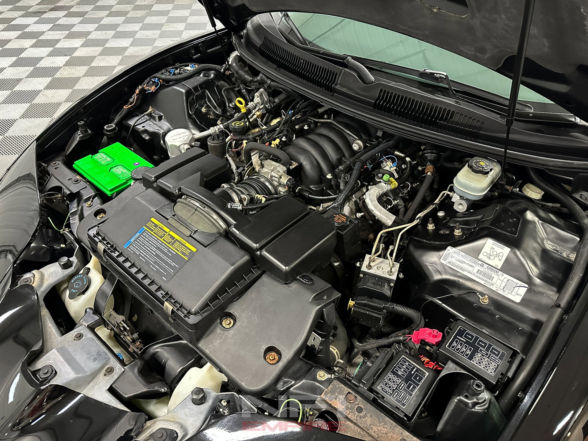 Used 1999 Pontiac Firebird Formula w/ Security Pkg RWD image 47