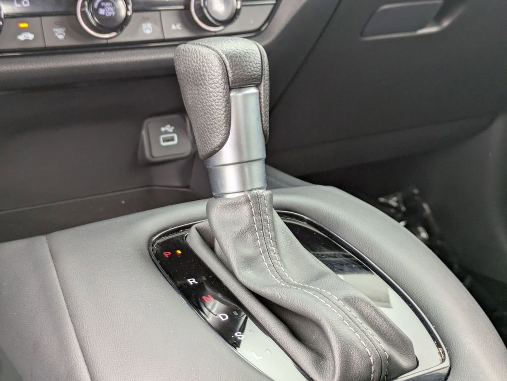 Used 2025 Honda HR-V LX image 22