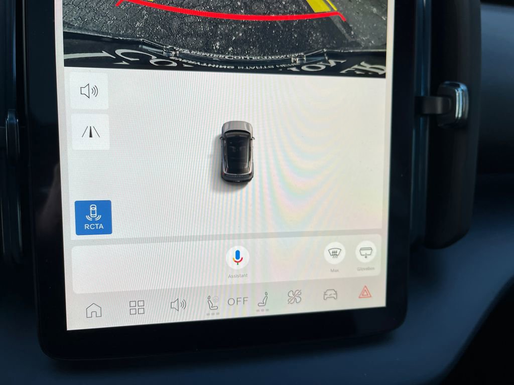 New 2026 Volvo EX30 Plus w/ Climate Package image 16