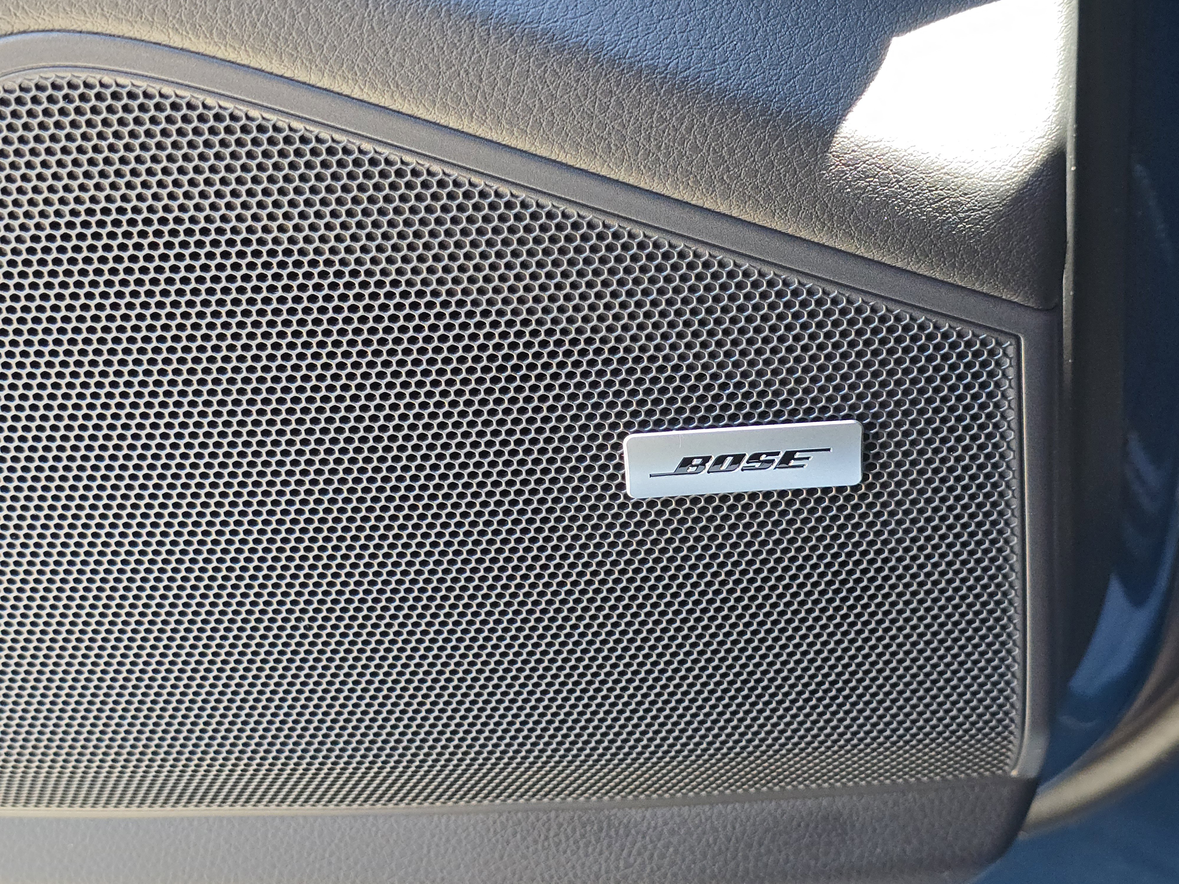 Certified 2025 Porsche Cayenne image 20