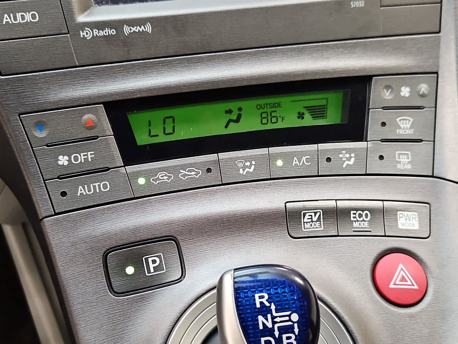 Used 2014 Toyota Prius Three FWD image 27