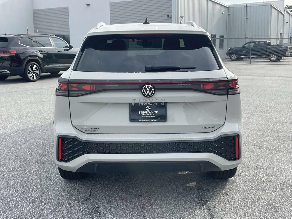 New 2026 Volkswagen Tiguan SEL R-Line AWD/4WD image 5