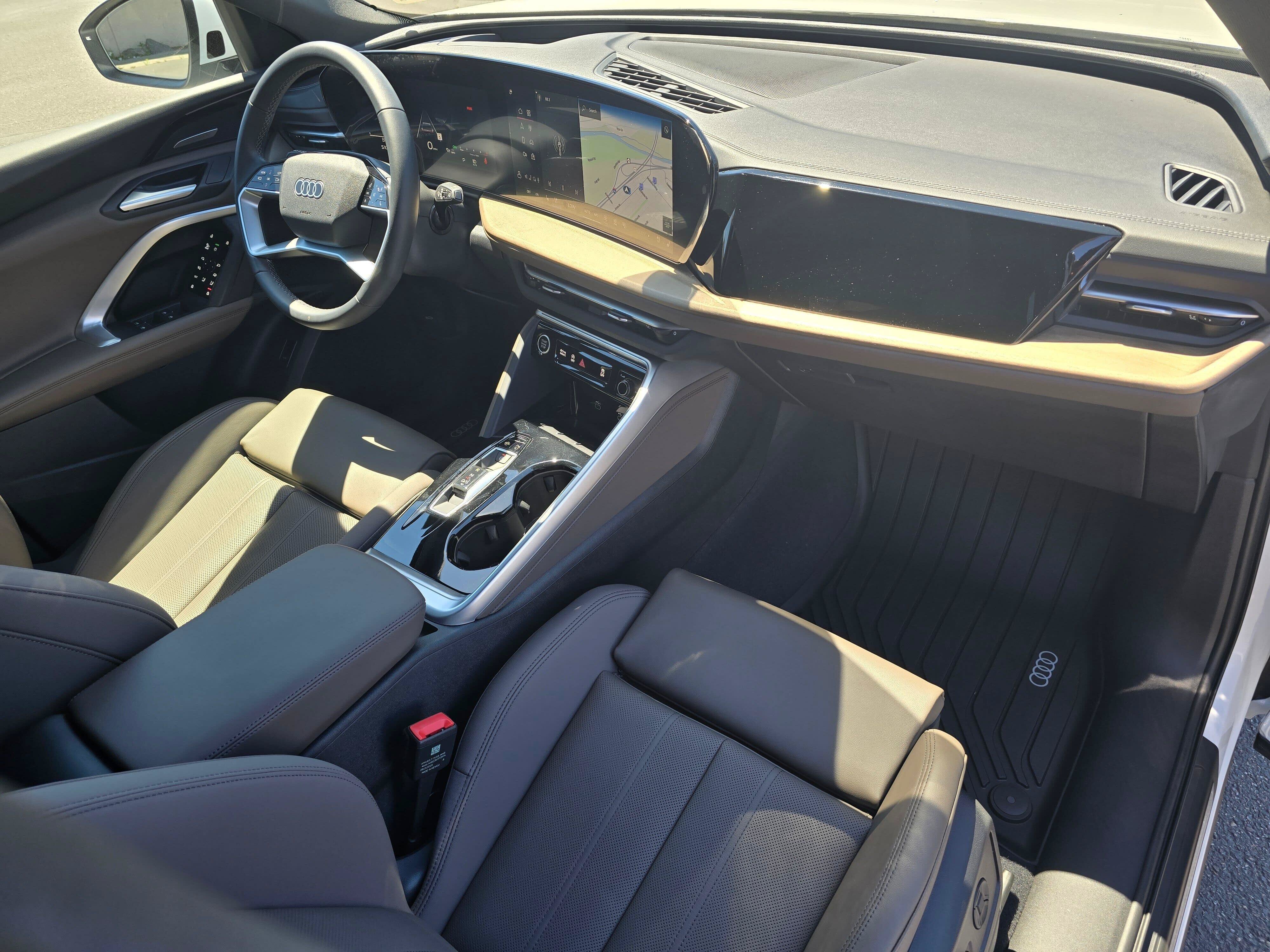 Certified 2025 Audi Q5 Premium Plus w/ Premium Plus AWD/4WD image 15