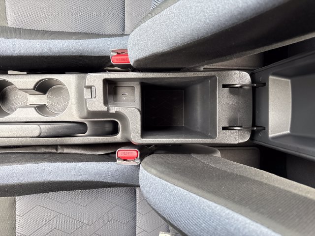 Used 2025 Nissan Versa SV w/ Trunk Package FWD image 24