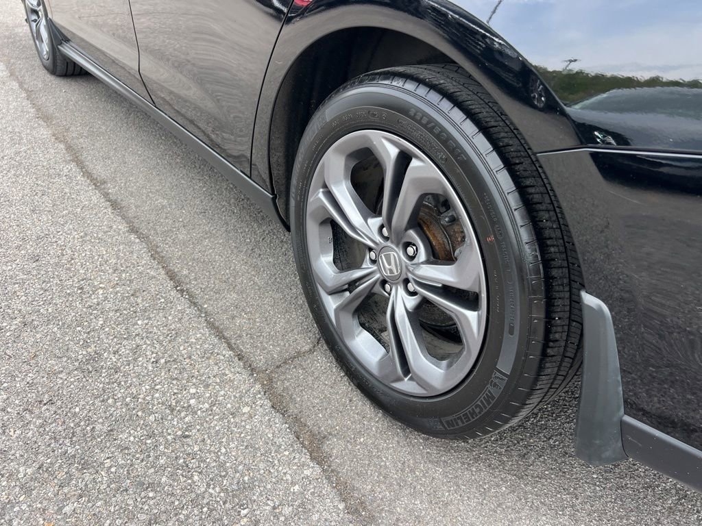 Used 2023 Honda Accord EX image 30